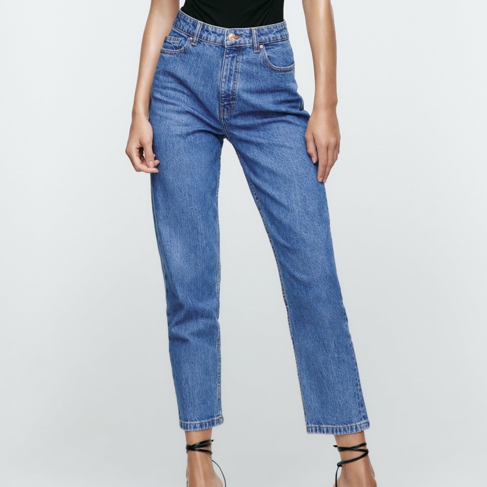 Zara mom fit jean in blue - brand new with tags